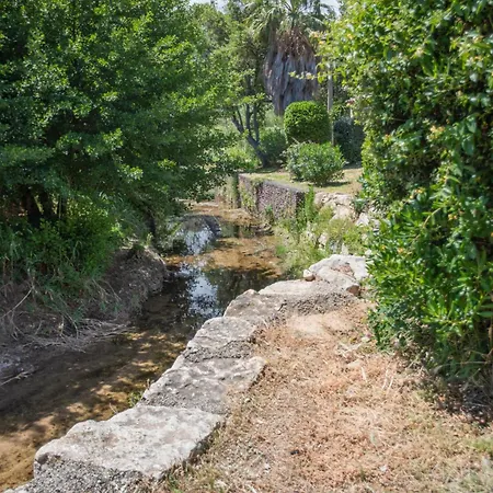 Les Jardins De Trevi Hébergement de vacances *
